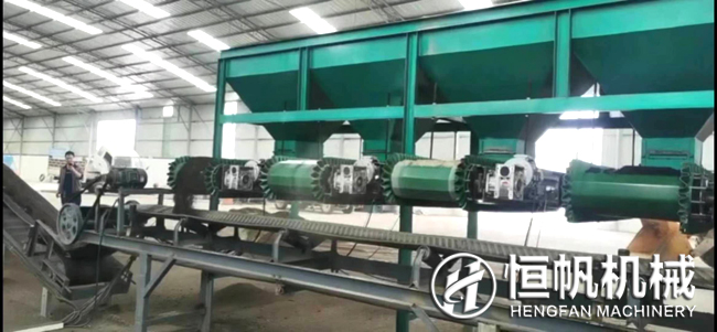 年產(chǎn)2萬(wàn)噸整套牛糞顆粒有機(jī)肥生產(chǎn)設(shè)備助力甘肅泉州(圖1) 甘肅酒泉年產(chǎn)2萬(wàn)噸牛糞顆粒有機(jī)肥生產(chǎn)線(xiàn)